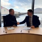 Sigtór Petersen stjóri í J&K Petersen og Per Martin Gregersen, borgarstjóri.