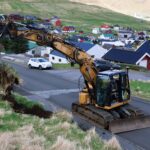 Per Martin Gregersen, borgarstjóri, setti í dag fyrsta grabban í nýggju útsykkingina.